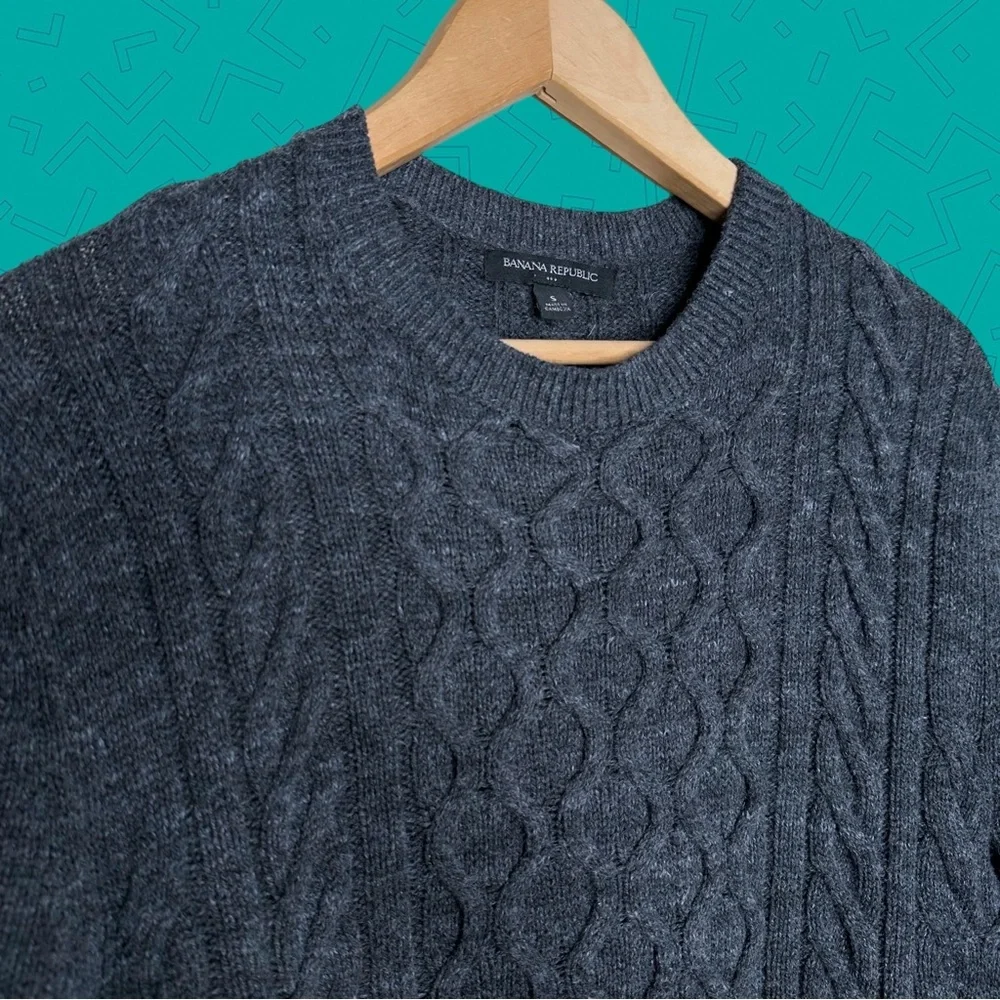 Banana Republic Cable Knit Crewneck Sweater